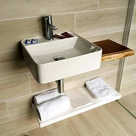 Hotel Monte Brasil 2*