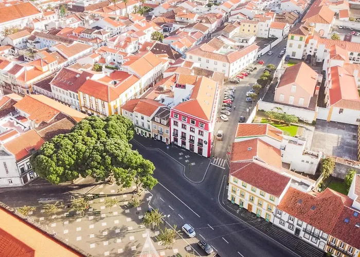 Monte Brasil Szálloda 2*