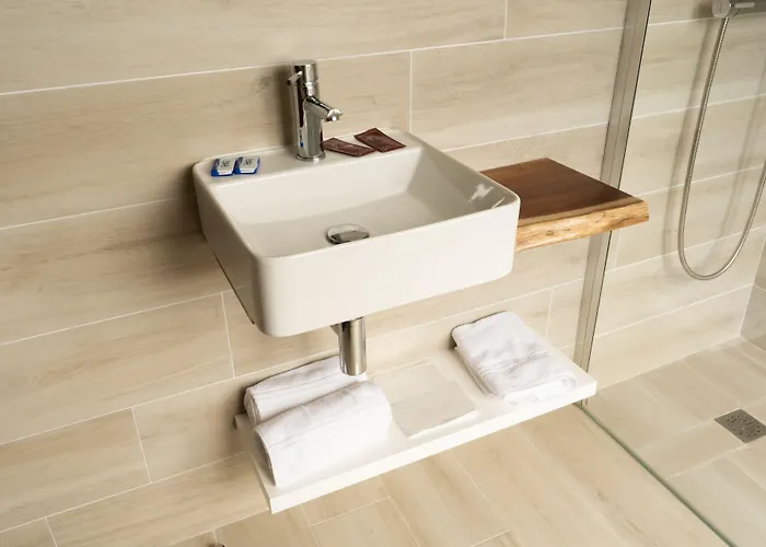 Monte Brasil 2* Angra do Heroísmo